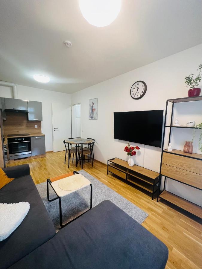 Nika 2 Apartmán *